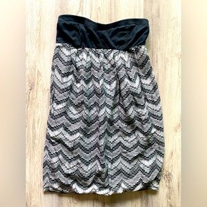 👗 Billabong Strapless Dress